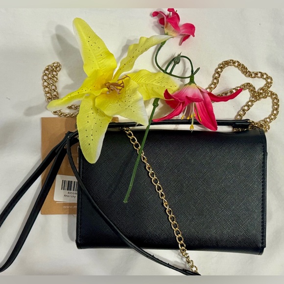 New with tags! Miztique “The Katherine”faux leather crossbody clutch! - Picture 9 of 16